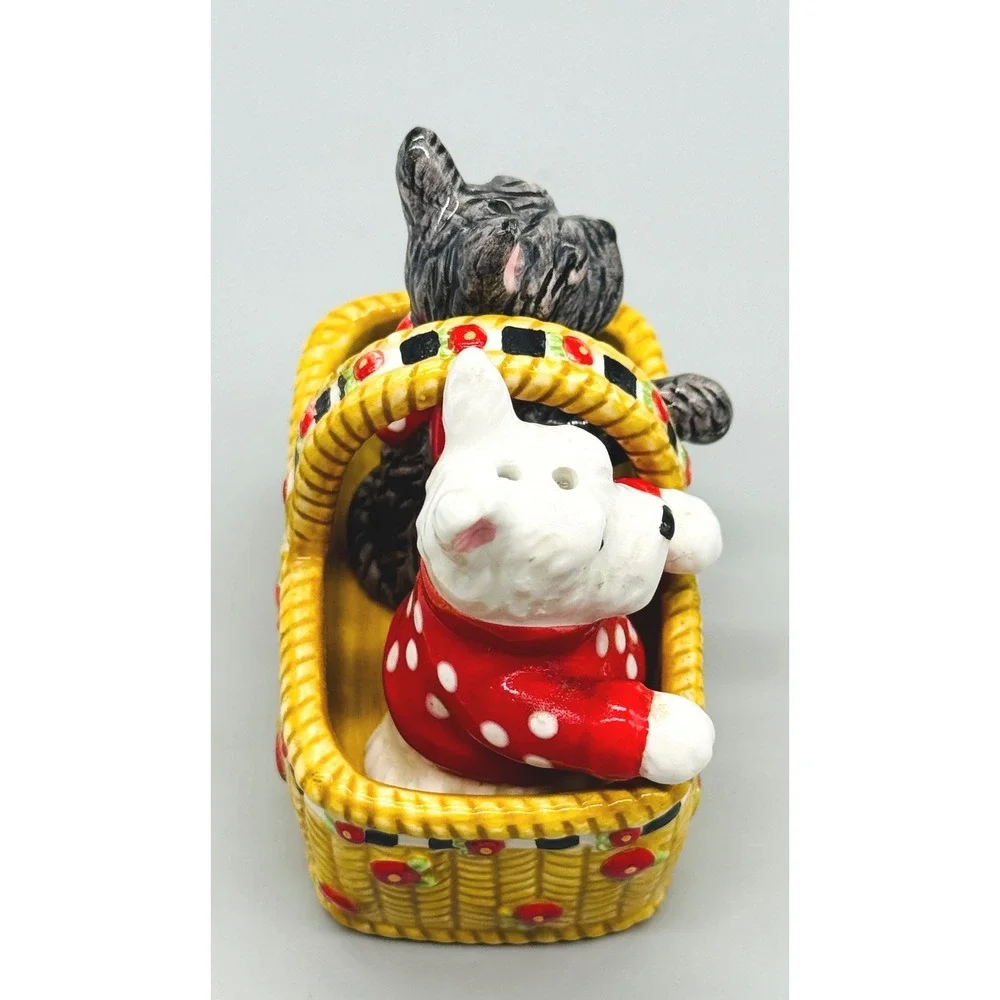 Mary Engelbreit Scottie Westie Dog Salt and Pepper Shakers Basket Set 2002